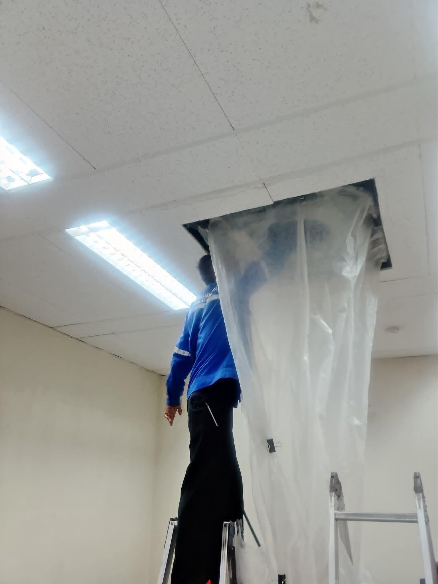 Pemasangan Service AC Cassette